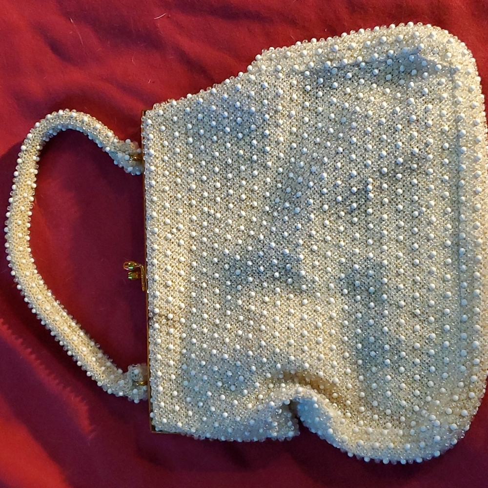 Vintage beaded hand bag